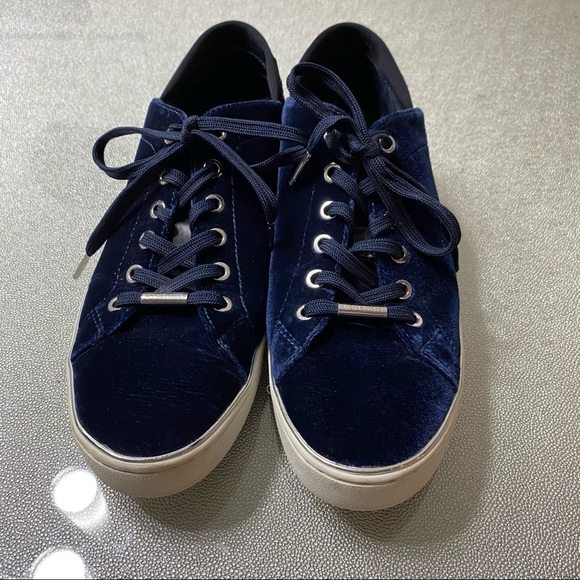 Michael Kors Irving Sneakers - Picture 2 of 14